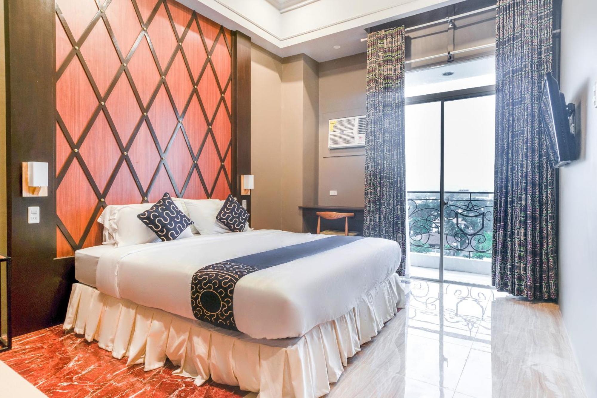Capital O 460 World Palace Hotel Davao Exterior photo
